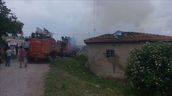 GEMEREK´TE AHIR YANGINI