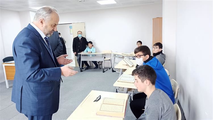 Hafızlık belgesini müftüden aldı