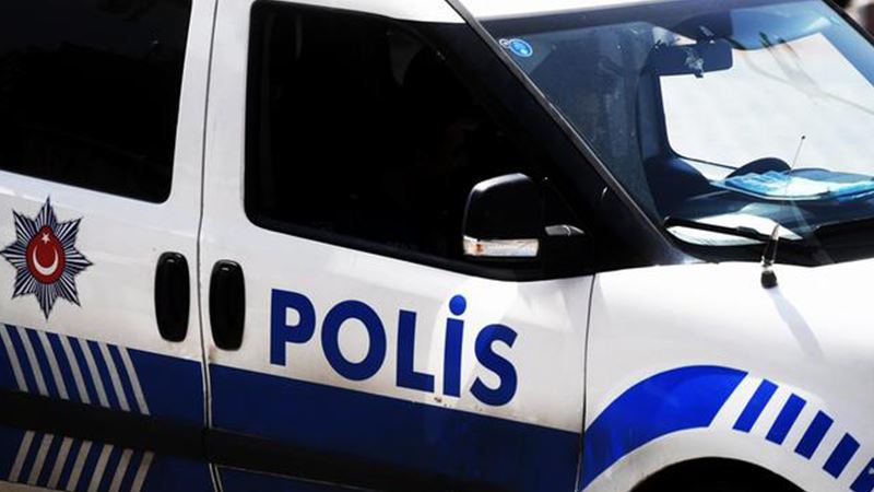 Usulsüz araç çıkartan 5 şüpheli yakalandı