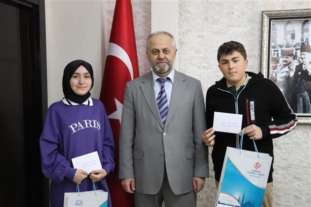 Ödülleri Müftü Pehlivan verdi