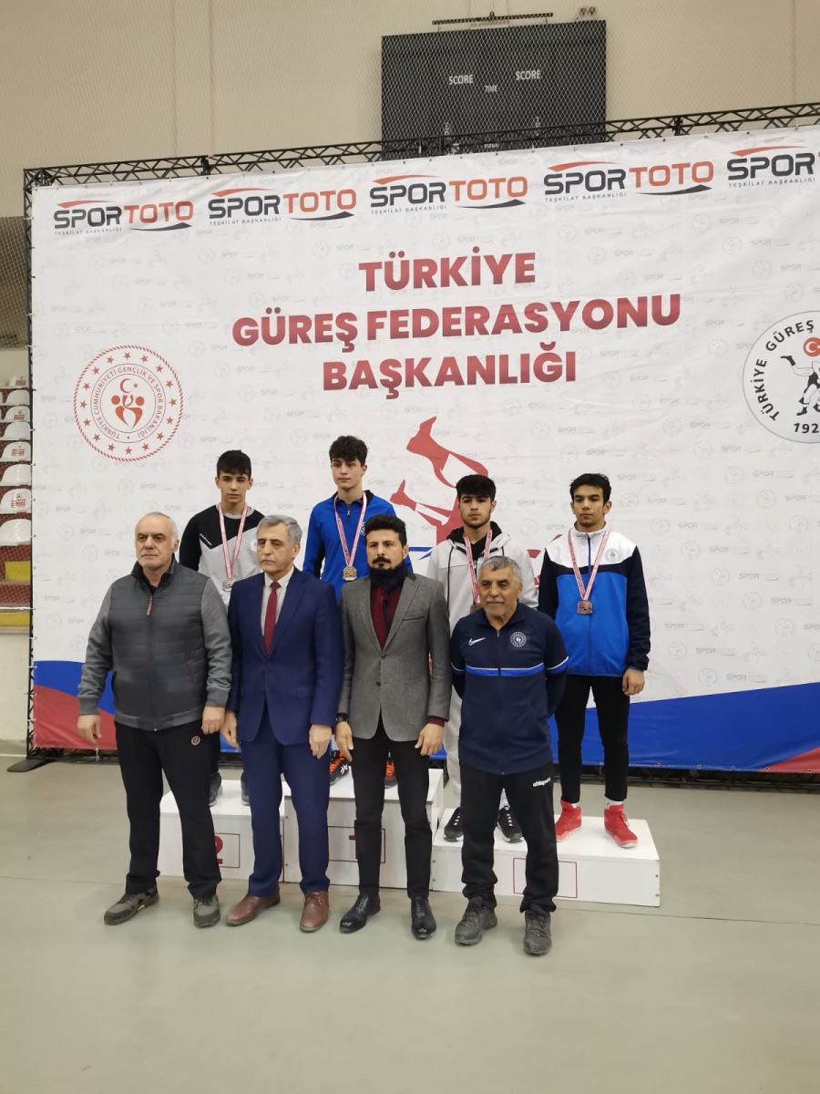 Nuri Şimşek, Türkiye üçüncüsü