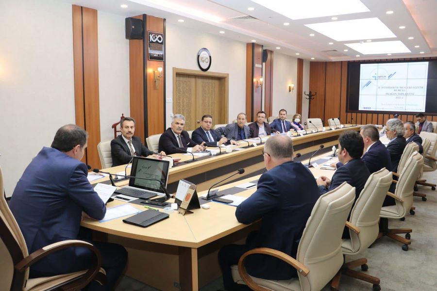 İSTİHDAM VERİLERİ MASAYA YATIRILDI