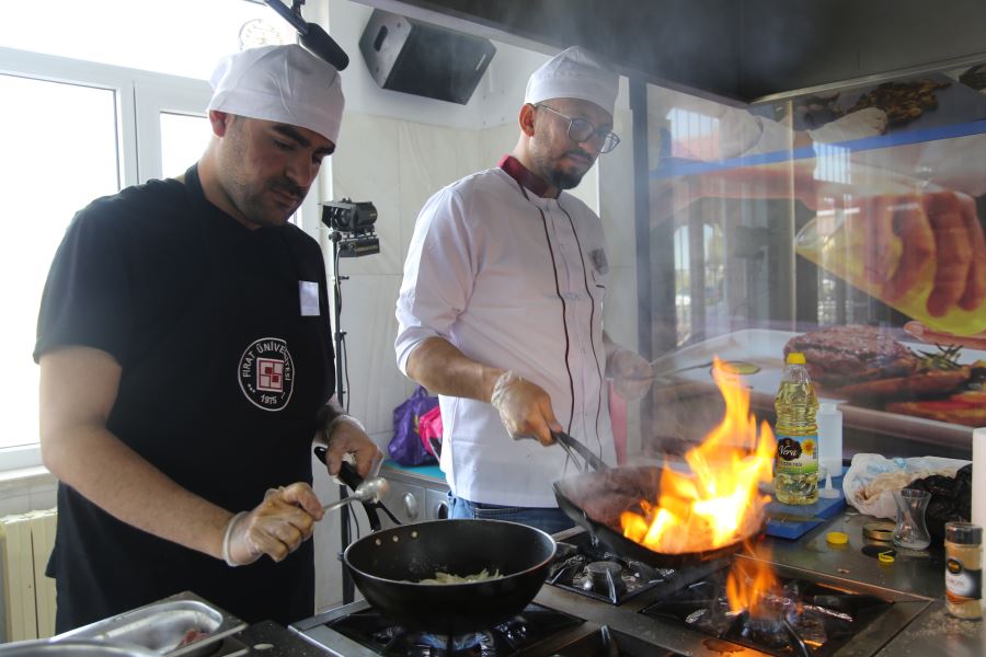Yöresel yemekler yarıştı (Video)