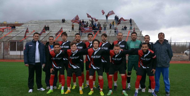 YILDIZELİ ?KALE´Yİ YIKTI: 3-1