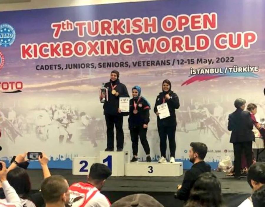 İstanbul’dan madalyalarla döndüler