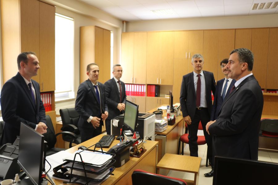 Maaşları enflasyona ezdirmeyeceğiz