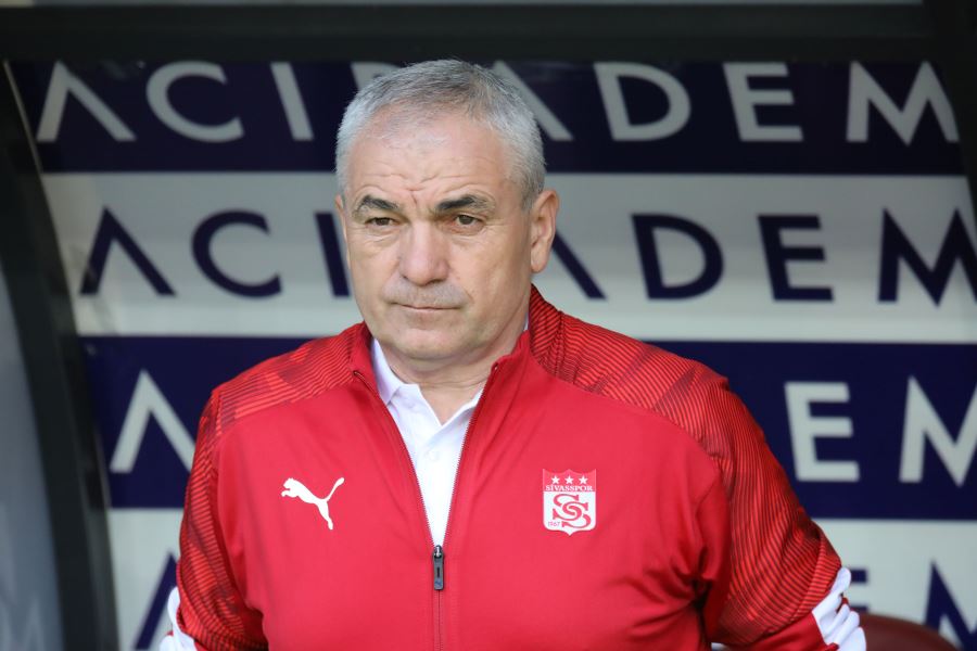 KUPAYI DÜŞÜNÜYOR