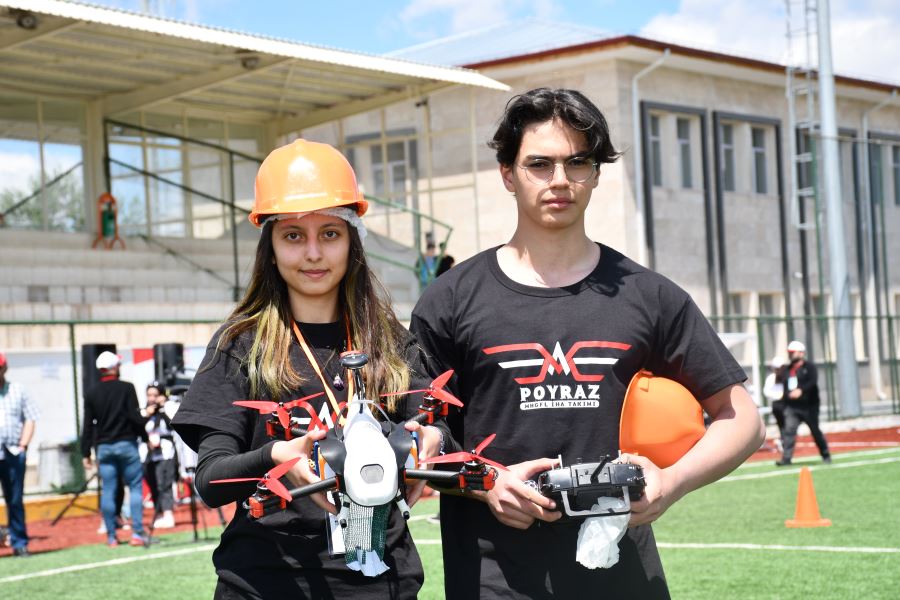 Sivas'ta "Uluslararası Nuri Demirağ İHA Yarışması" düzenlendi