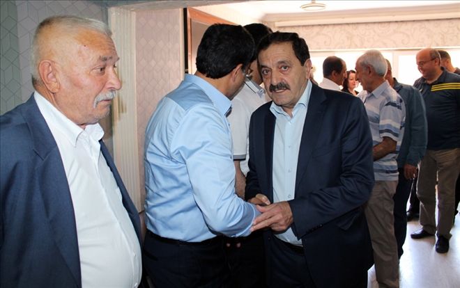 ?BAYRAMLARDA   BOYNU BÜKÜK ve   HÜZÜNLÜYÜZ?