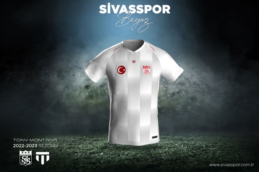 Yeni sezon formaları görücüye çıktı