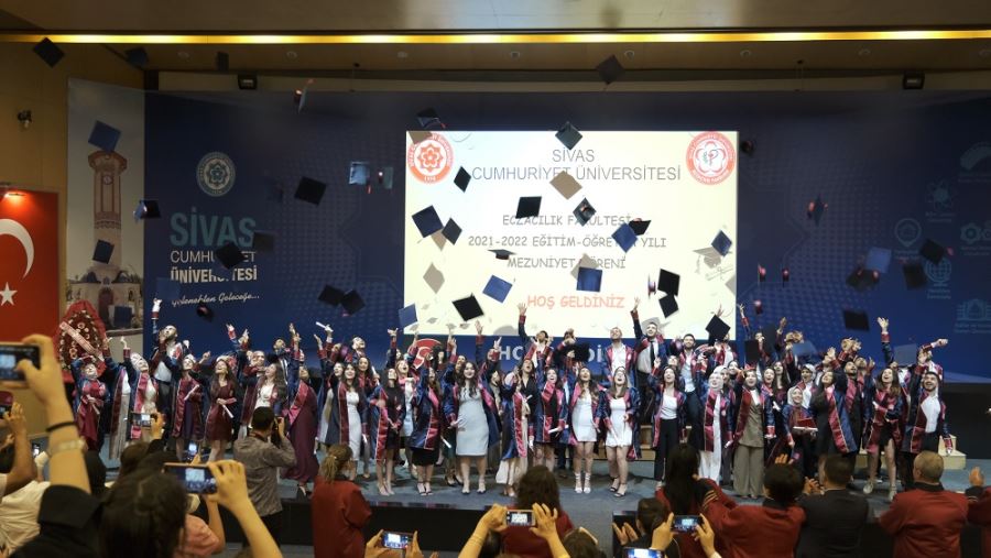 Mezun olup mesleğe adım attılar