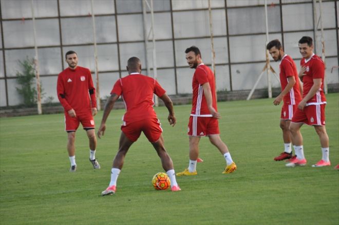 BOYE ve ŞİMŞEK KATILMADI