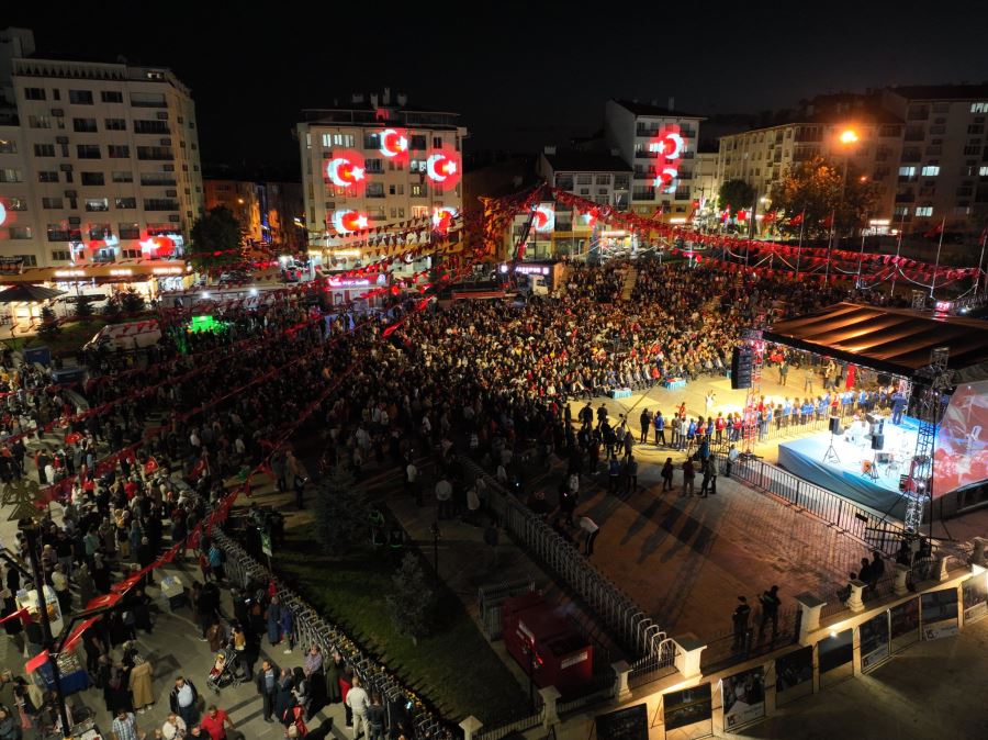 Sivas yine meydanlardaydı (Video)