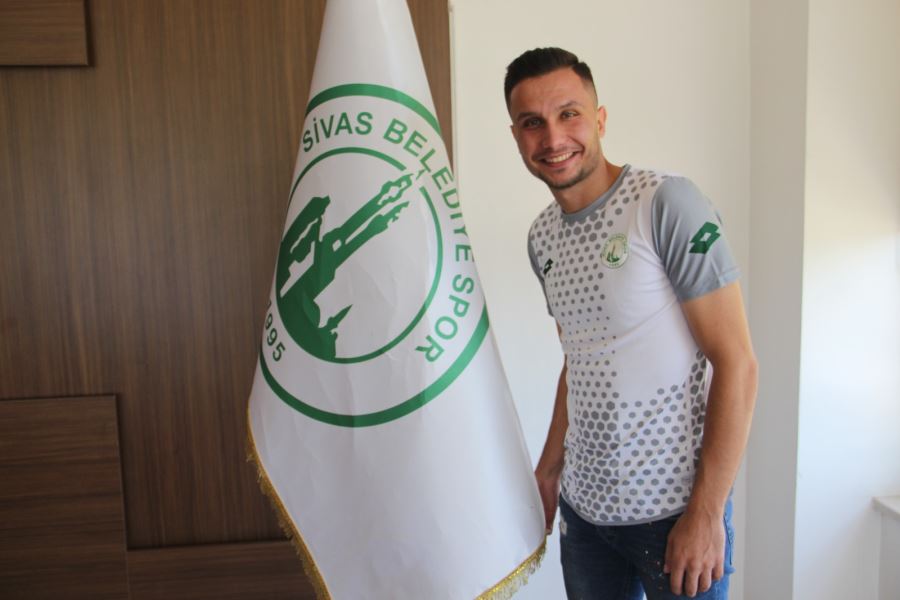 Sivas Belediyespor’a genç sol bek
