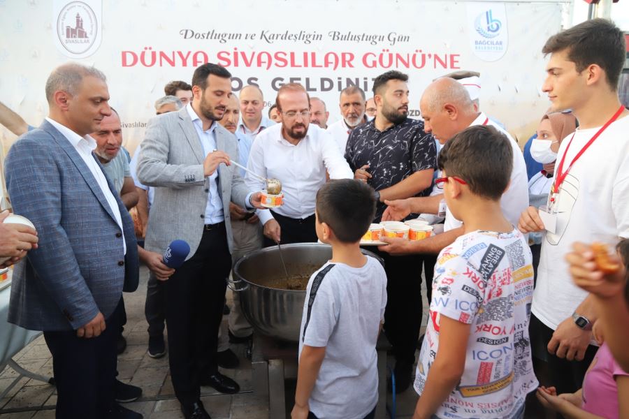 SİVASLILAR MADIMAK FESTİVALİNDE HASRET GİDERDİ