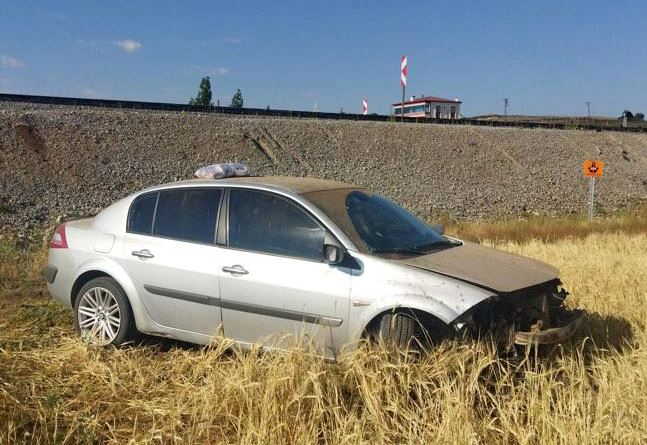 Sivas'ta Otomobil Devrildi, Çok Sayıda Yaralı Var