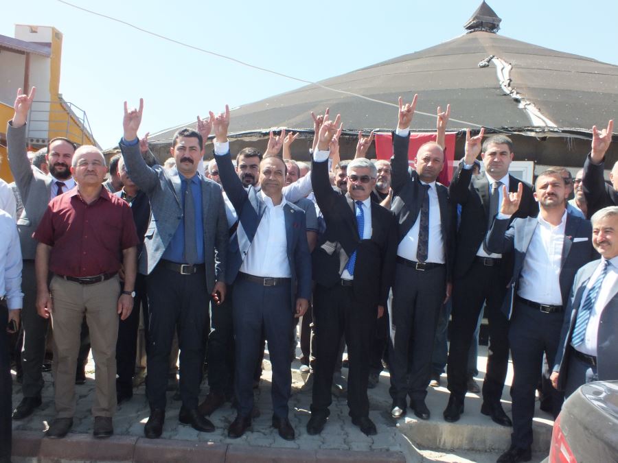 Ulaş'ta MHP'nin "İlçe İlçe Anlatma ve Aydınlatma Toplantısı" düzenlendi