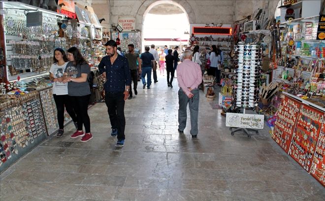 ŞİFAİYE´DE  HEDİYELİK  YOĞUNLUĞU