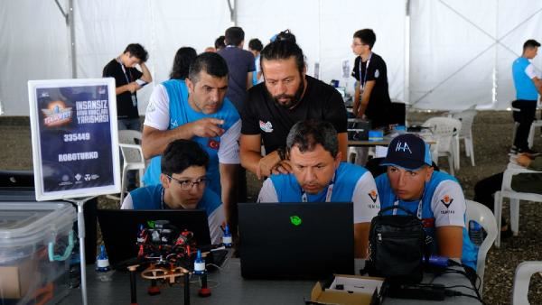 Gemerekli öğrenciler dron yarışmasında ilk etabı başarıyla geçti