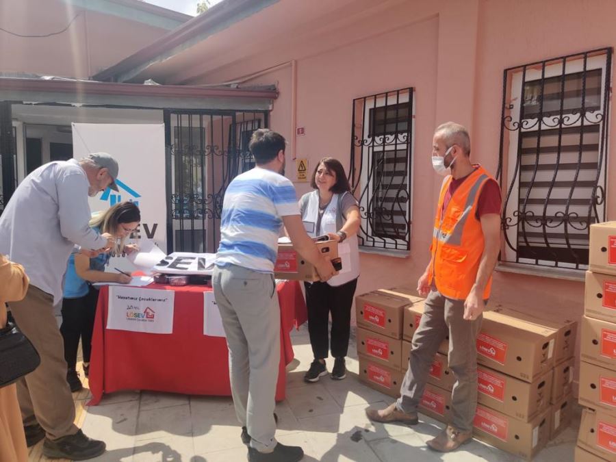 LÖSEV DESTEĞİNİ ESİRGEMİYOR -videolu-