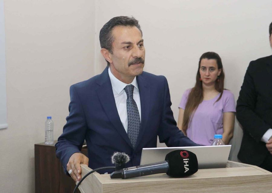 Bilim kongrelerini önemsiyoruz