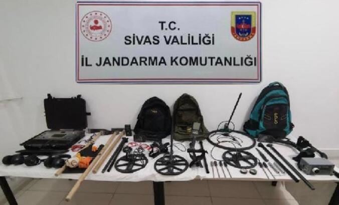 Kaçak kazı yapan 7 şüpheli yakalandı