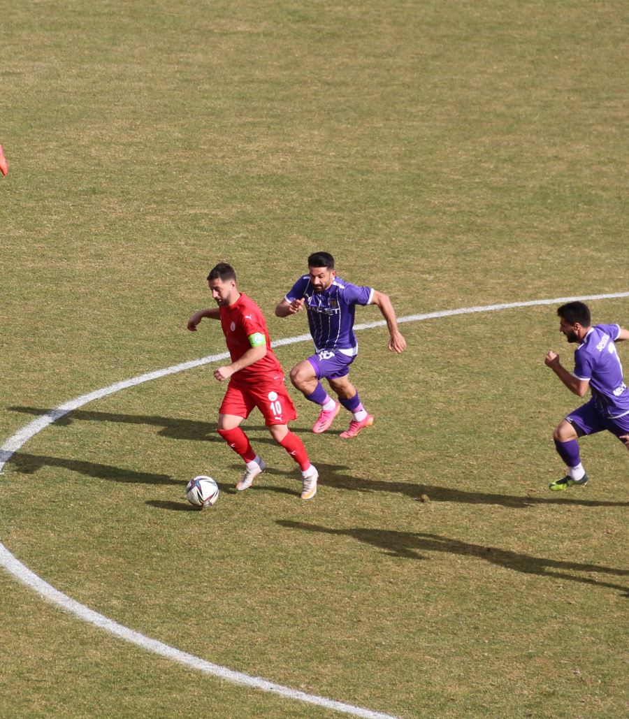 ŞEYTANIN BACAĞINI KIRMAK İSTİYOR