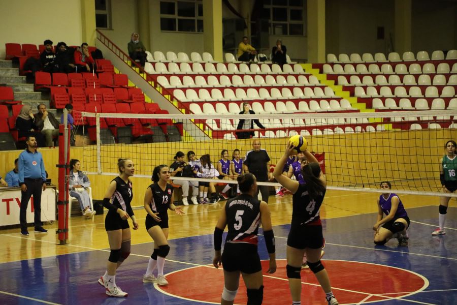 Çimento, Yurdumspor’u 3-0 yendi