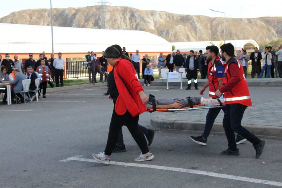 Tatbikat gerçeği aratmadı