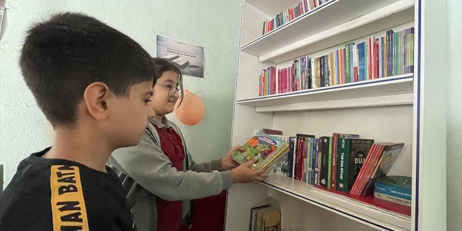 400 öğrenciye kırtasiye yardımı