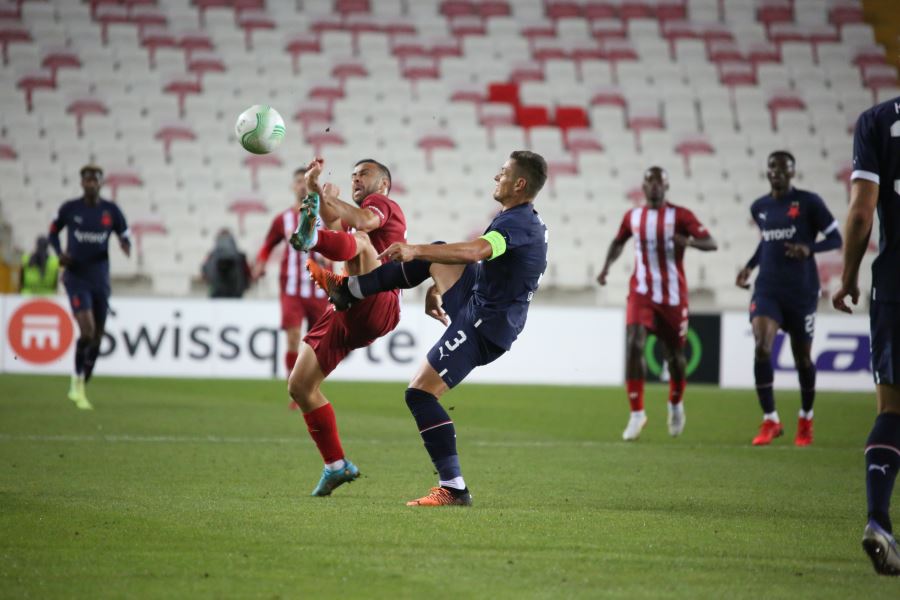 GÖZÜMÜZ KULAĞIMIZ PRAG’DA