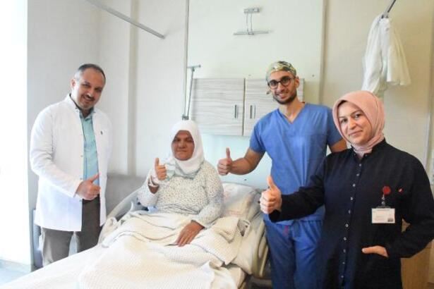 İç organları ters hastaya 'nadir' rastlanan safra operasyonu