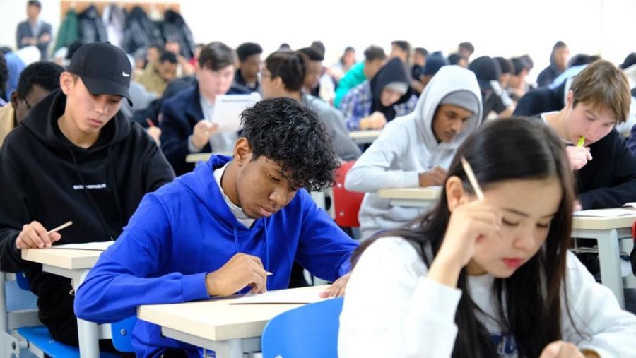 Sınava 250 öğrenci katıldı