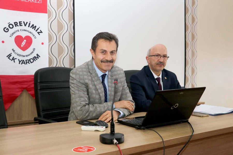 Hepimize büyük sorumluluklar düşüyor