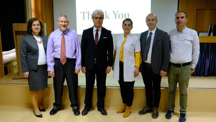 SCÜ’de dermatopatoloji konferansı