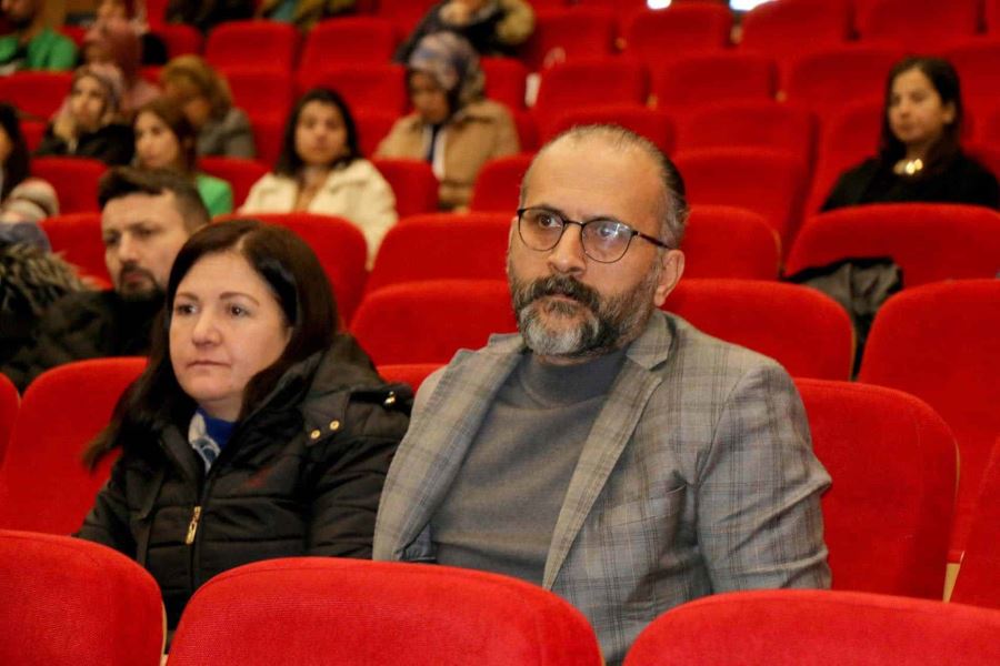 Diyabet eğitimi verildi