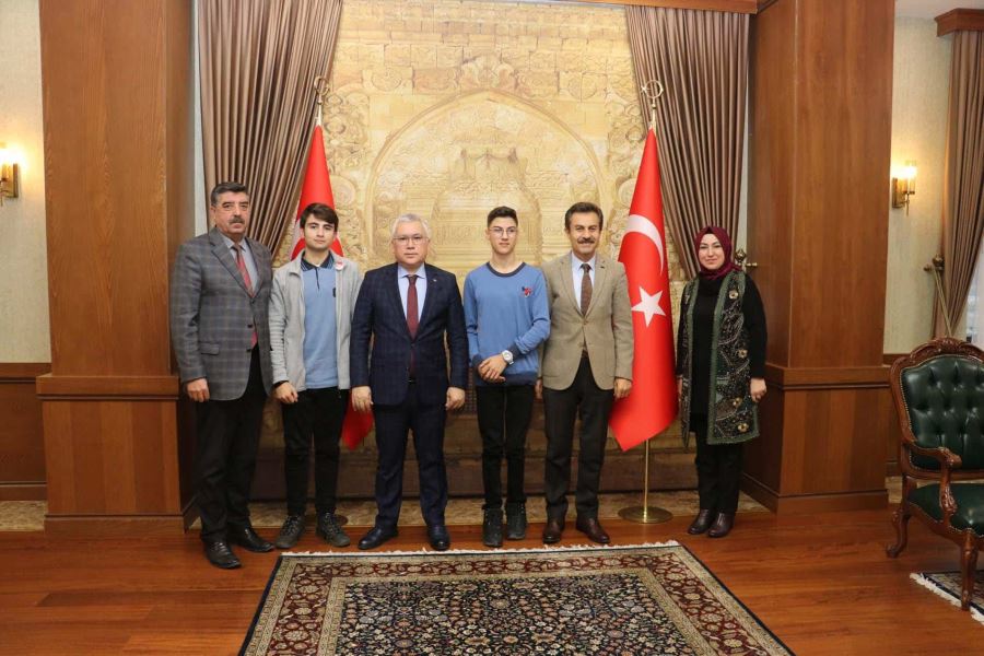 Öğrencilerle gurur duyduk