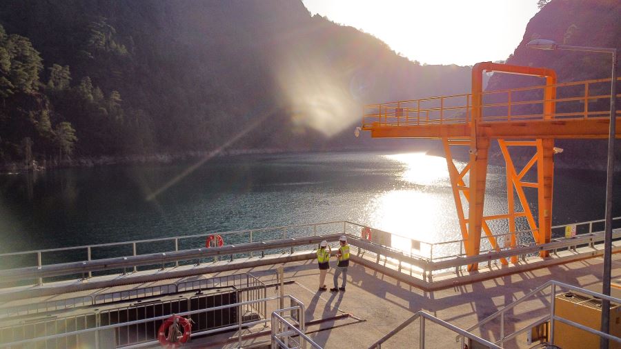 AYDEM Yenilebilir  Enerji liderler arasında