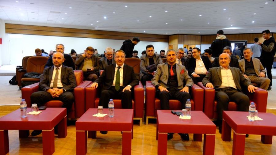 Üniversite’de Metaverse konferansı