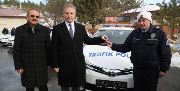 SİVAS EMNİYETİNE 14 YENİ ARAÇ ALINDI