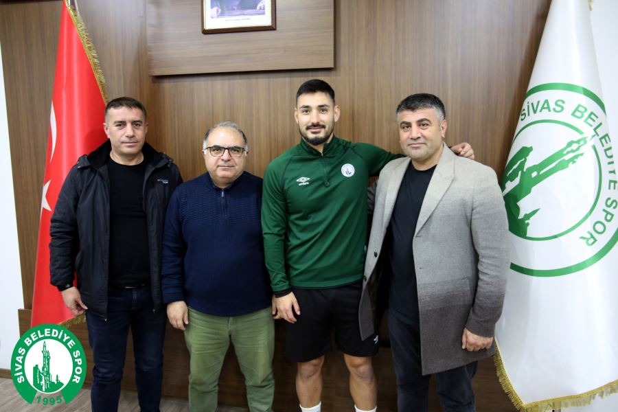 Emre Şahin yeniden Belediyespor’da