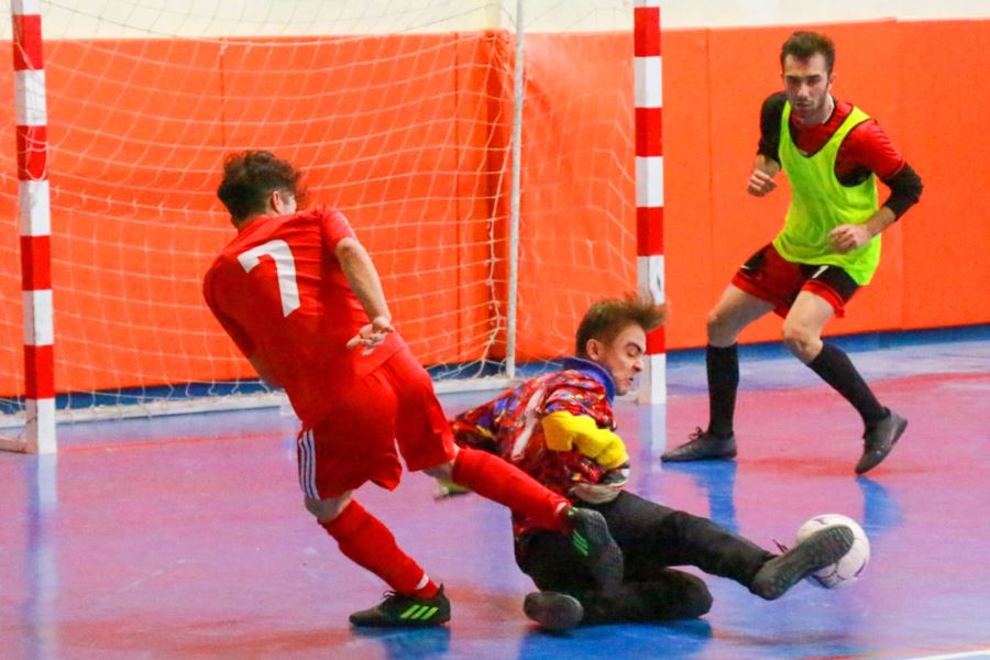 33 TAKIM TER DÖKÜYOR