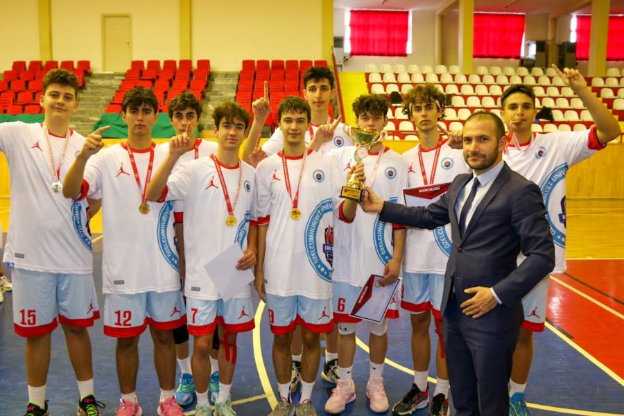 ŞAMPİYONLAR BELLİ OLDU