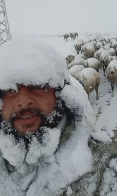 Kardan adama döndü