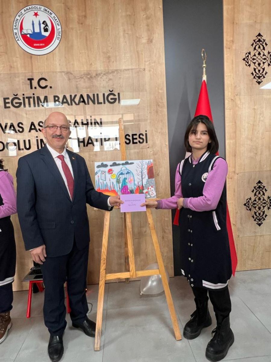 Kültürel etkinlikleri önemsiyoruz