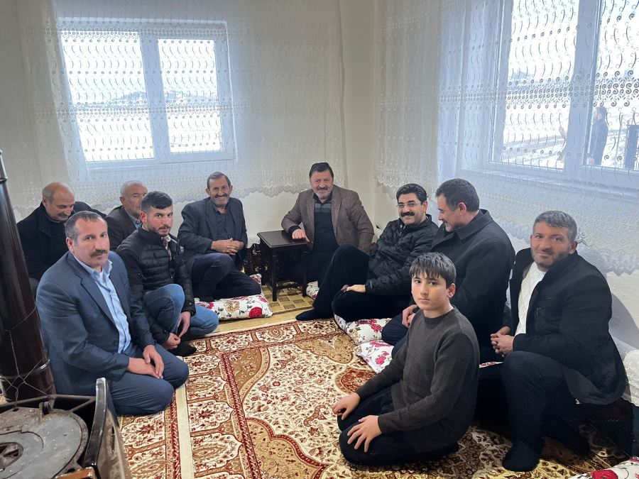 AK Parti’de hedef 5 bin yeni üye