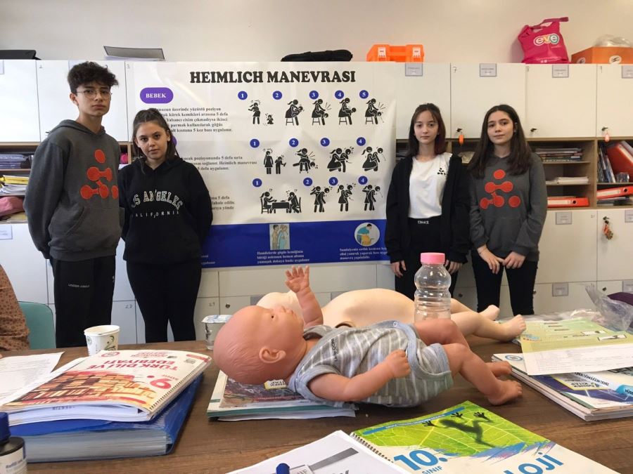 Heimlich ile yeniden nefes aldıracak