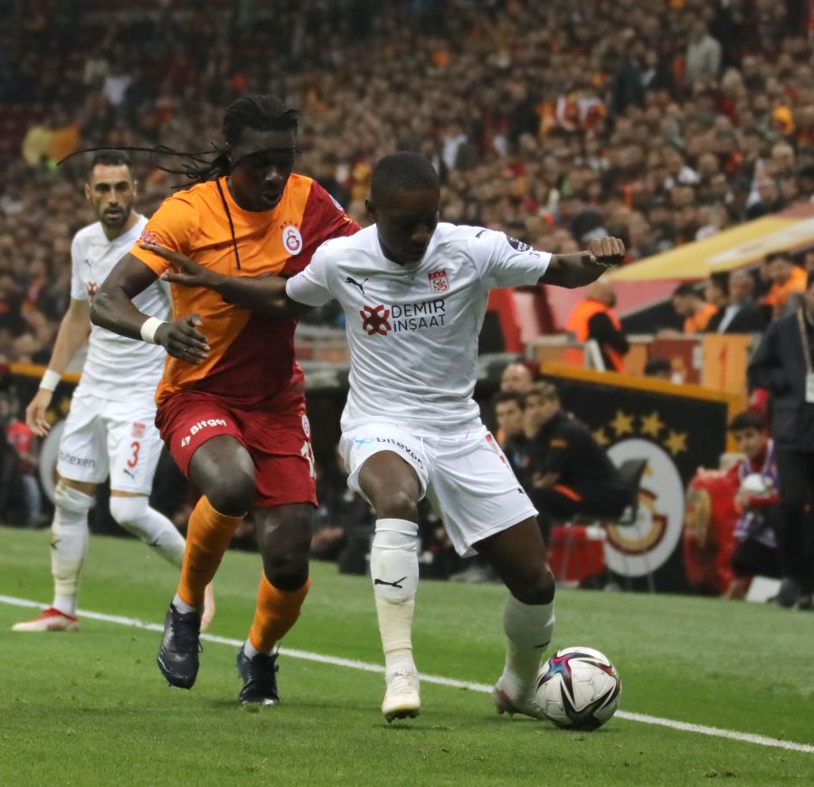 BU MAÇ NEFES KESECEK