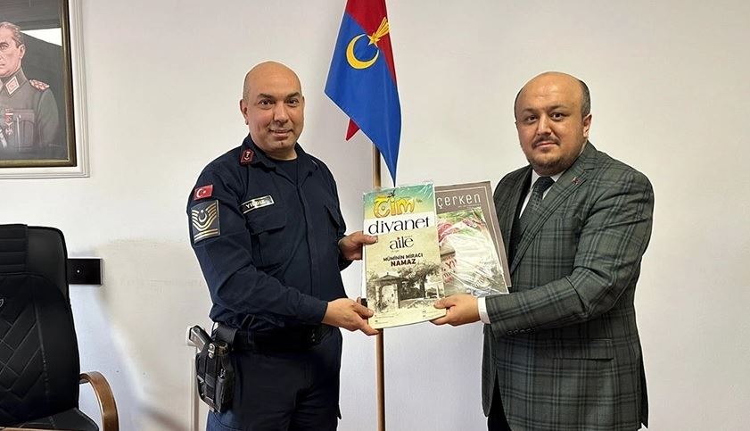 Diyanet dergisine destek oldular