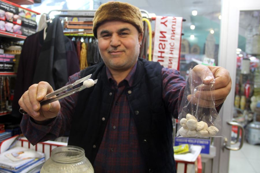 Sakızın fiyatı altın fiyatını ikiye katladı